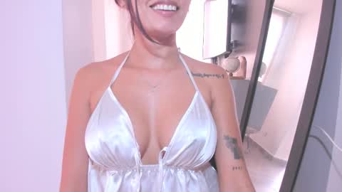 emilly online show from 03.24.26