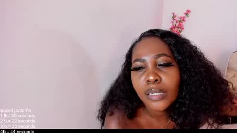 Emilly Roa online show from 07.30.26
