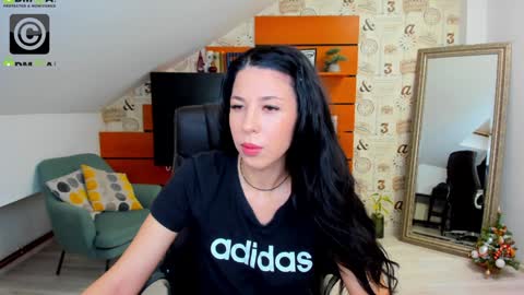 EmillyTaylor online show from 12.30.24