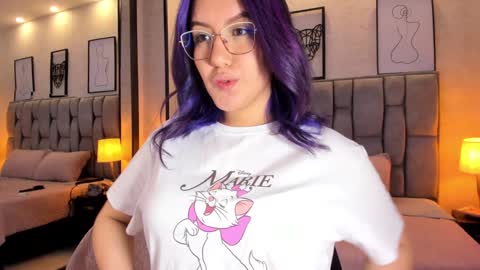 Emily online show from 01.05.25