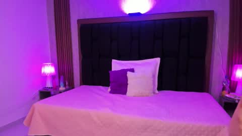 Emily online show from 09.18.25