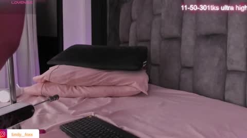 Emily online show from 03.12.25