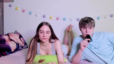 emily_and_ilumi online show from 12.22.24