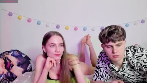 emily_and_ilumi online show from 01.03.25