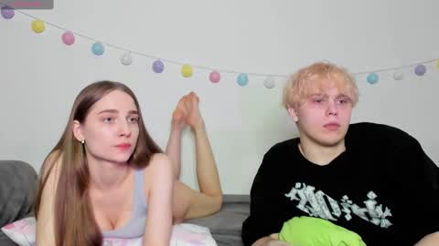 emily_and_ilumi online show from 03.10.25