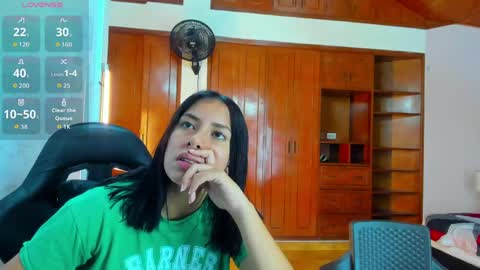 Emily and Soffy online show from 05.13.26