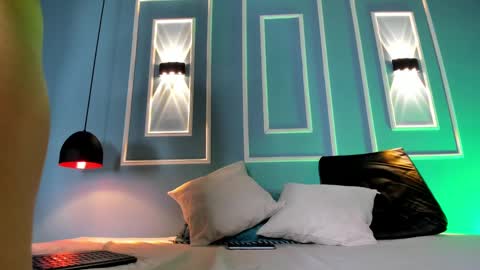 Emily online show from 03.01.25