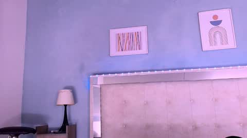 emily_castillo1_ online show from 09.29.25