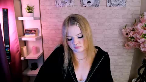 Snapshot of emily_coyness chatting on 03.06.26 emily_coyness online show from 03.06.26