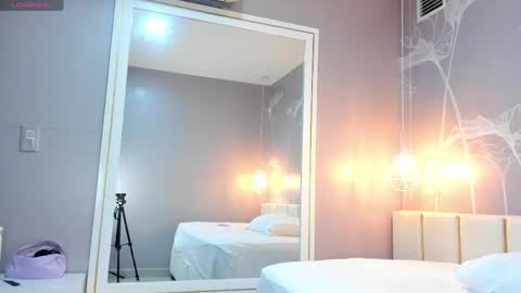 Emily online show from 04.18.26