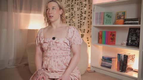 Em -  online show from 01.03.25