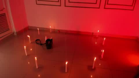 emily_gaviria1 online show from 04.10.26