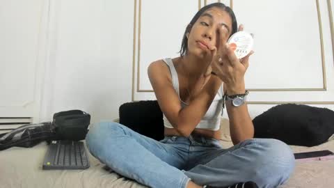 emily_gaviria1 online show from 05.29.26