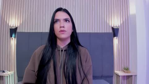 emily_jonhson online show from 11.28.25