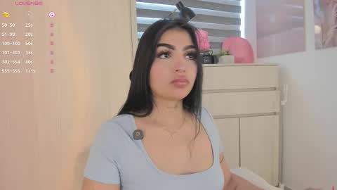 EmilyKenner  Independent model  online show from 10.13.25