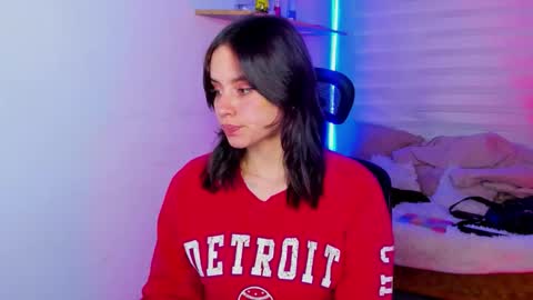 emily_lindey online show from 10.17.25