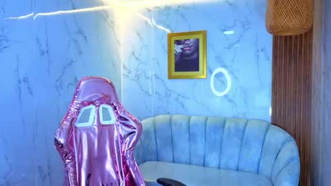 Emily  online show from 11.17.25