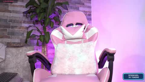 Emily online show from 04.20.26