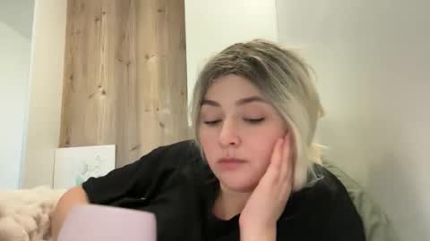 emily_morning_dew online show from 10.17.25