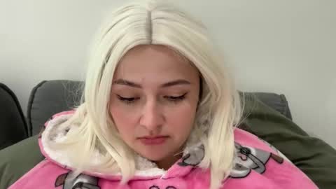 emily_morning_dew online show from 11.15.25