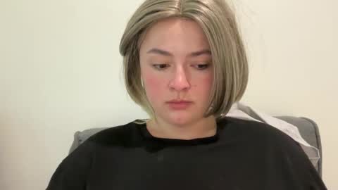 emily_morning_dew online show from 05.18.26