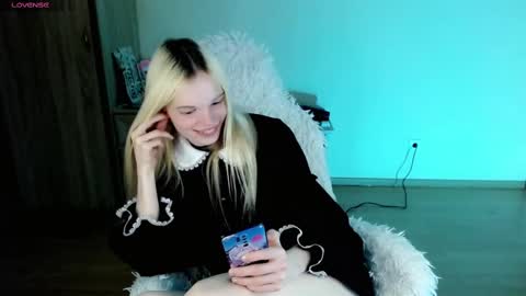 Lia online show from 02.09.25