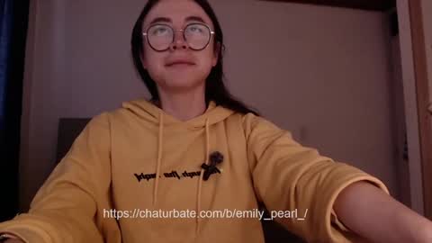 emily_pearl_ online show from 02.04.25