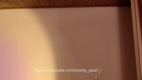 emily_pearl_ online show from 02.28.25