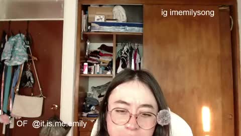 Snapshot of emily_pearl_ chatting on 05.16.26 emily_pearl_ online show from 05.16.26