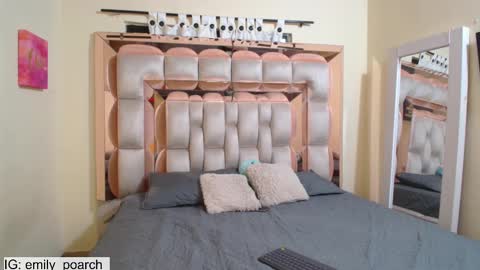 emily online show from 02.21.25