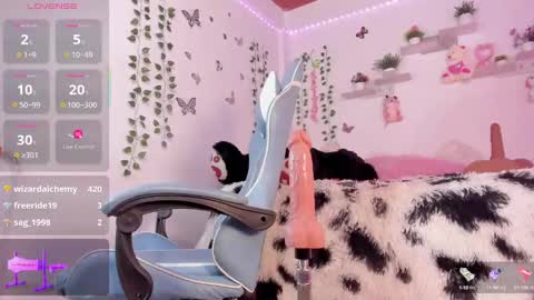 Emily online show from 03.07.25