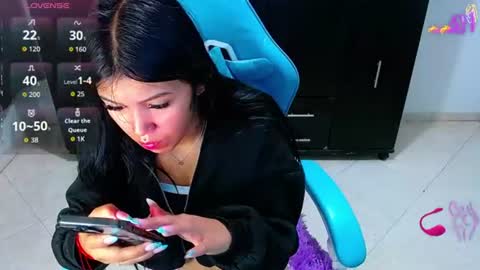 Snapshot of emily_rosse04 chatting on 06.22.26 online show from 06.22.26
