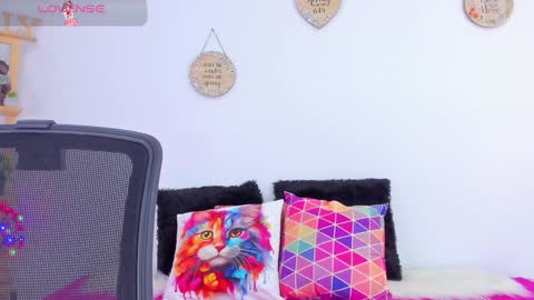 Emily online show from 01.10.25