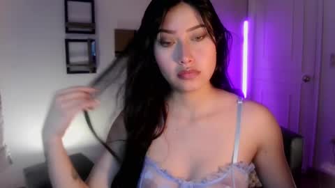 Snapshot of emily_swan_04 chatting on 02.15.25 Emily  Swan online show from 02.15.25