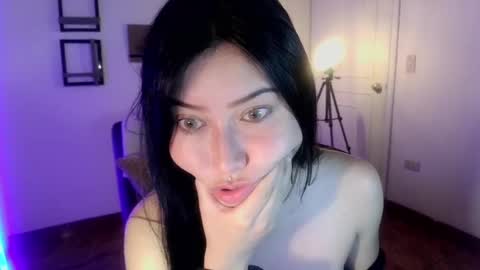 Snapshot of emily_swan_04 chatting on 02.21.25 Emily  Swan online show from 02.21.25