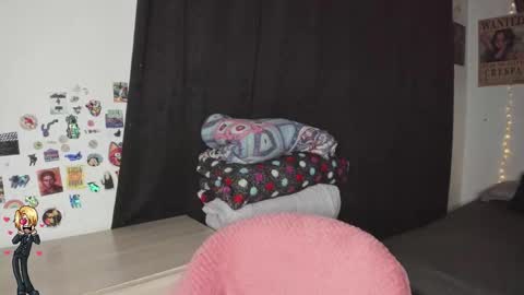 Snapshot of emily_vader chatting on 09.16.25 emily_vader online show from 09.16.25