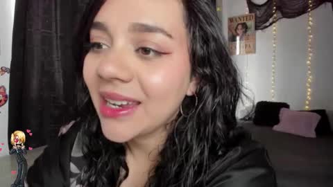 Snapshot of emily_vader chatting on 11.19.25 emily_vader online show from 11.19.25