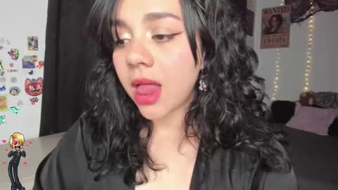 Snapshot of emily_vader chatting on 12.01.25 emily_vader online show from 12.01.25