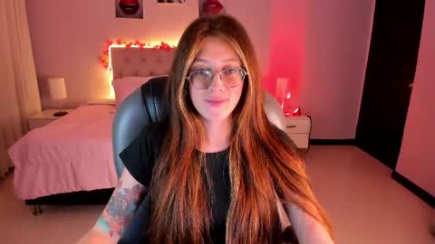 emily_warren__ online show from 04.06.26