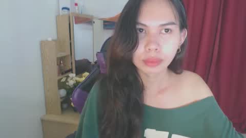 emily_xo143 online show from 03.05.26