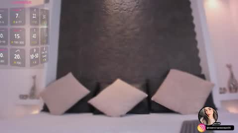 emilyallen_1 online show from 10.24.25