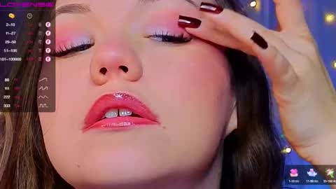 Snapshot of emilyart_ chatting on 02.09.25 artist Emily online show from 02.09.25