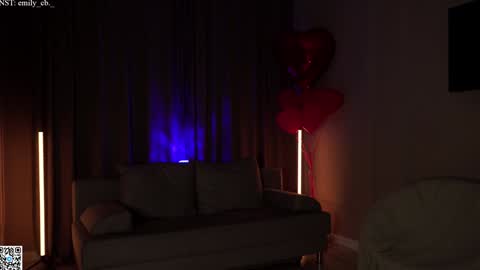 Snapshot of emilybatee chatting on 03.07.25 emilybatee online show from 03.07.25