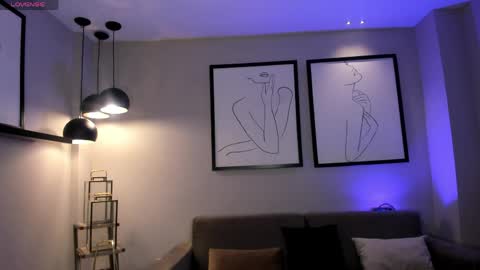 Emily Carter online show from 04.10.26