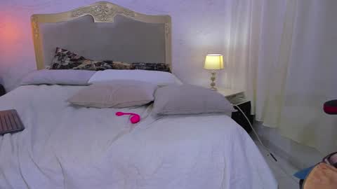 Emily online show from 12.28.24