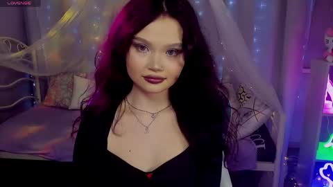 Emilyhaves online show from 05.03.26