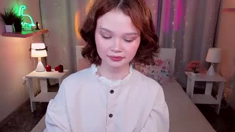 Snapshot of emilychaves chatting on 06.18.26 Emilyhaves online show from 06.18.26