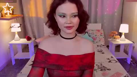 Snapshot of emilychaves chatting on 07.19.26 Emilyhaves online show from 07.19.26