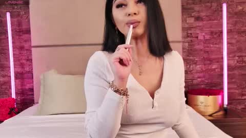 Emily online show from 03.07.25