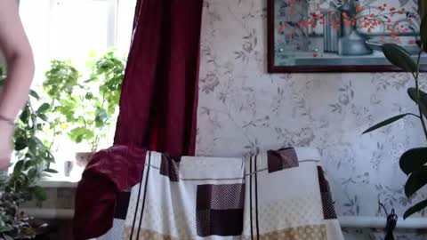 Snapshot of emilydoth chatting on 07.17.26 EmilyDoth online show from 07.17.26